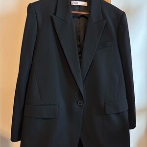 Zara Women's Black Blazer
